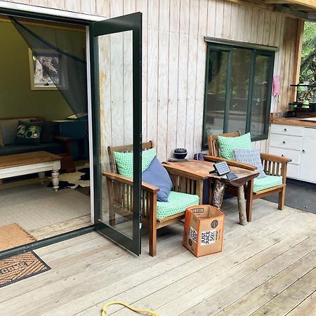 Golden Bay Glamping Hotell Takaka Exteriör bild