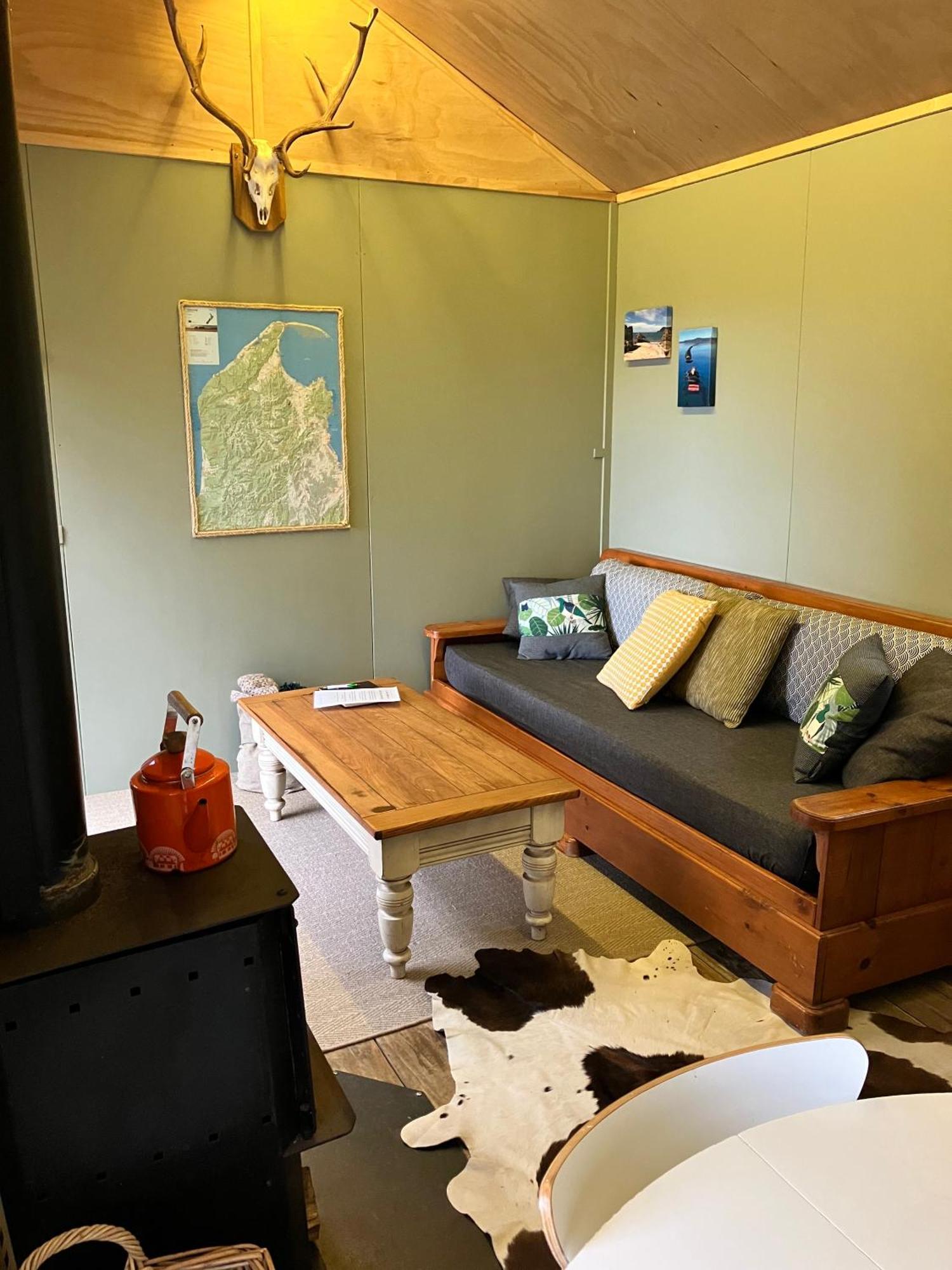 Golden Bay Glamping Hotell Takaka Exteriör bild