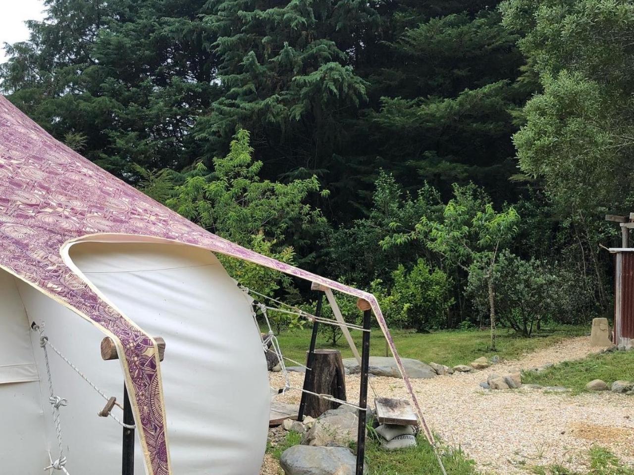 Golden Bay Glamping Hotell Takaka Exteriör bild